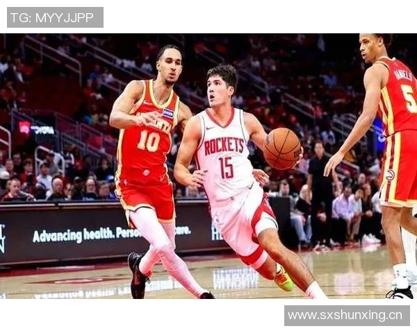 火箭遭遇三连败，球迷纷纷呼吁管理层出手换帅