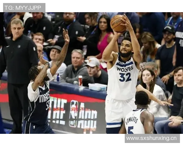 开拓者力挫独行侠,唐斯贡献全能表现 开拓者力挫独行侠,唐斯贡献全能表现