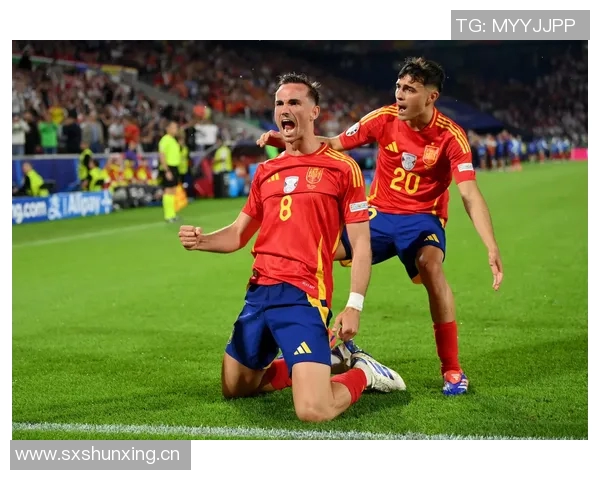 欧洲杯：英格兰碾压乌克兰，剑指冠军之路